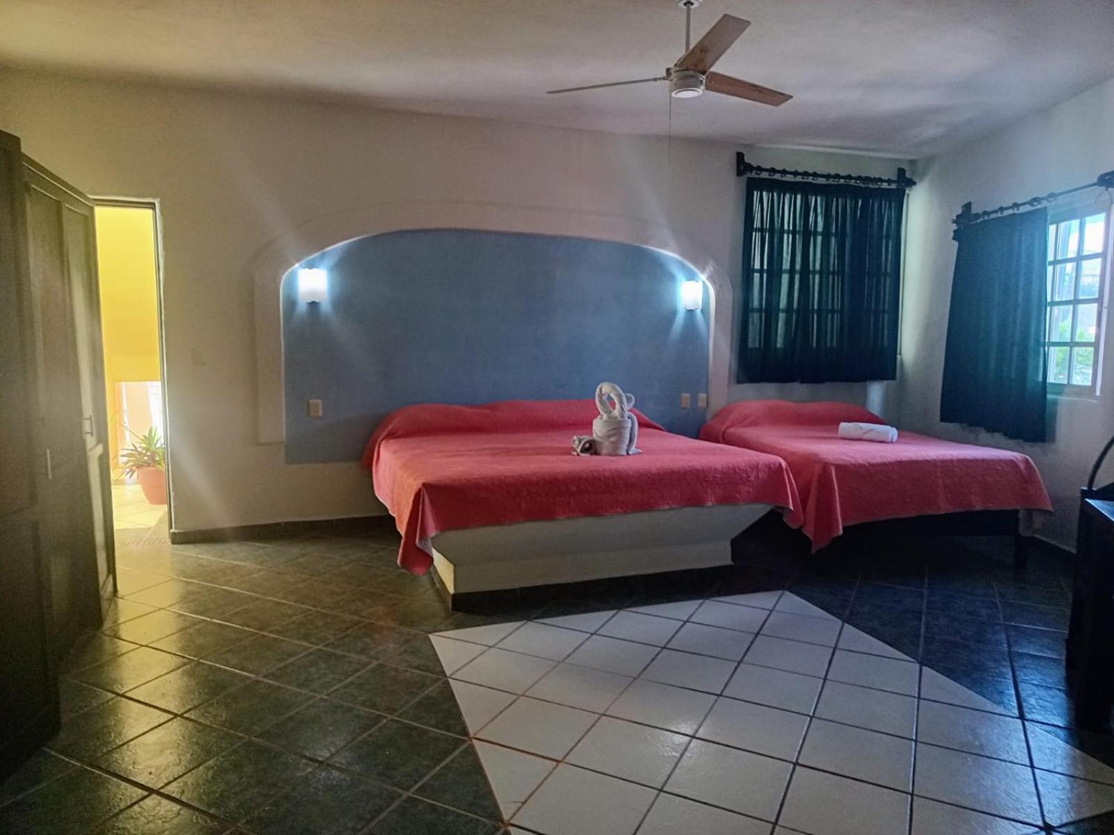 Hotel Atlantida Playa del Carmen Buitenkant foto