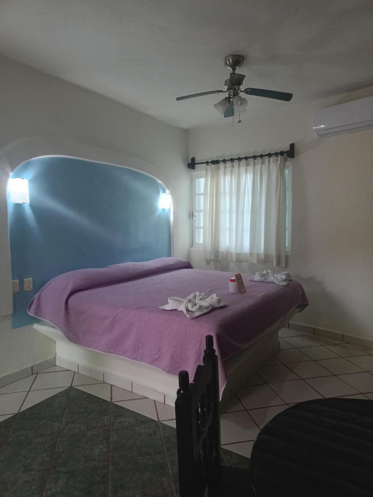 Hotel Atlantida Playa del Carmen Buitenkant foto